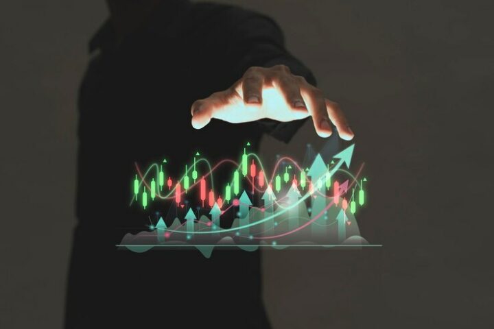 Data Visualization In E-commerce Decision Making | Iqonic Design